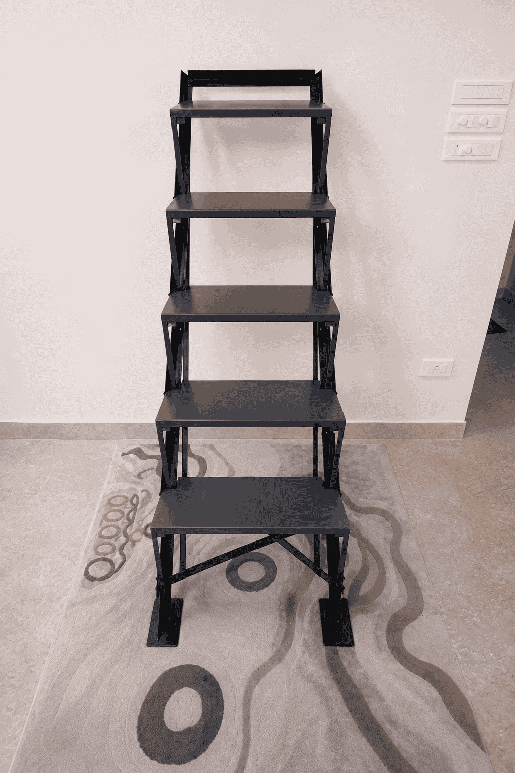Butterfly  Steel Steps<br>  5 Steps <br> Length - 2  Feet<br>  Width - 12 Inch